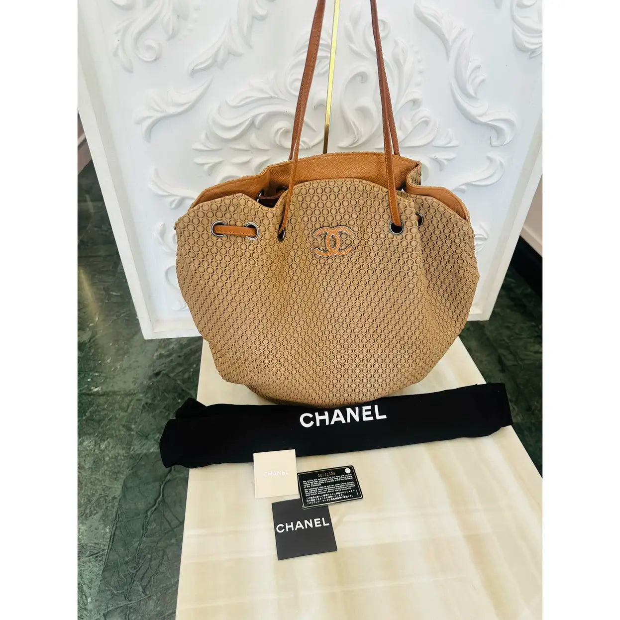 Chanel Coco Cabas leather tote
