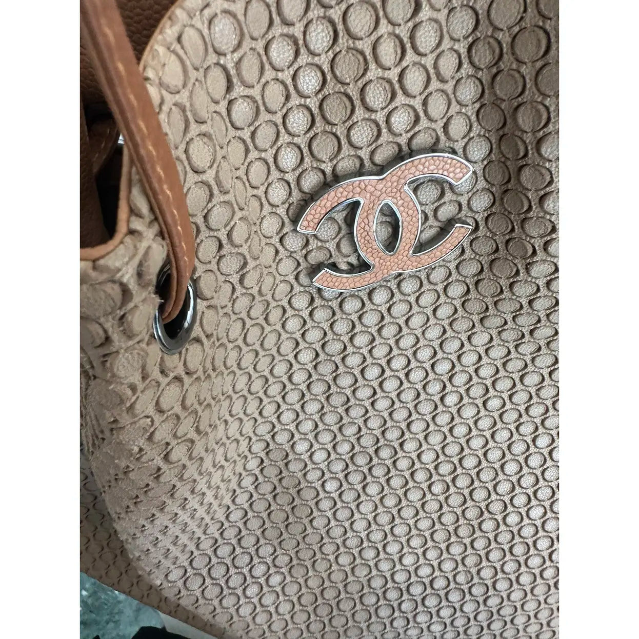 Chanel Coco Cabas leather tote