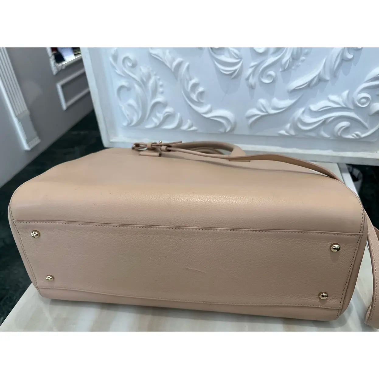 Chanel Neo Executive leather tote