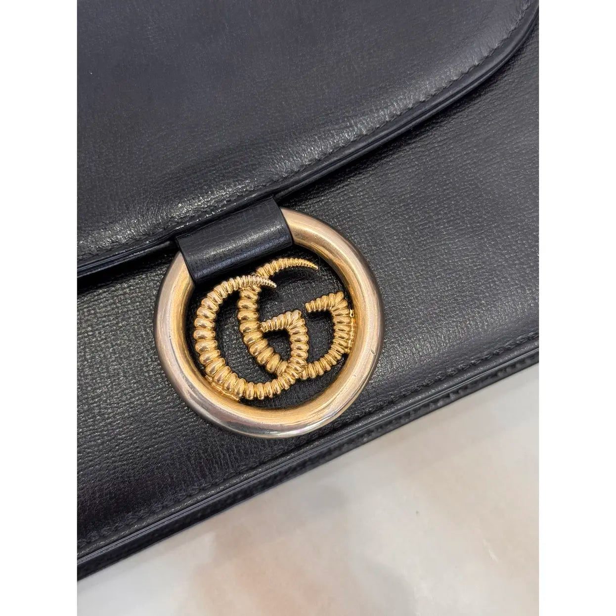 Arli leather crossbody bag