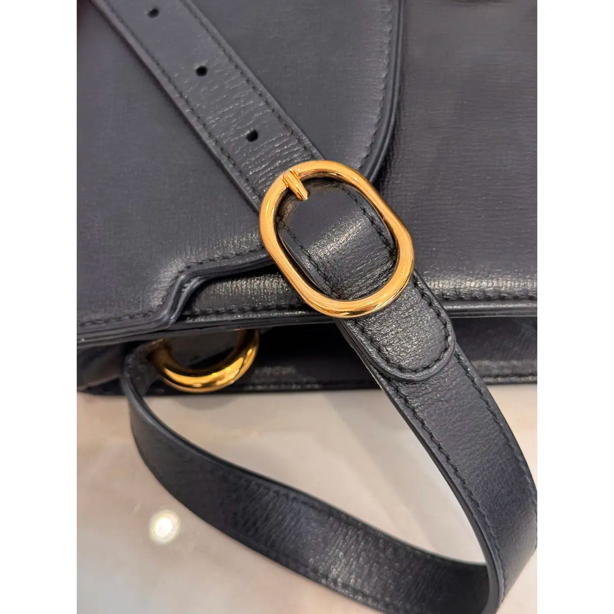 Arli leather crossbody bag