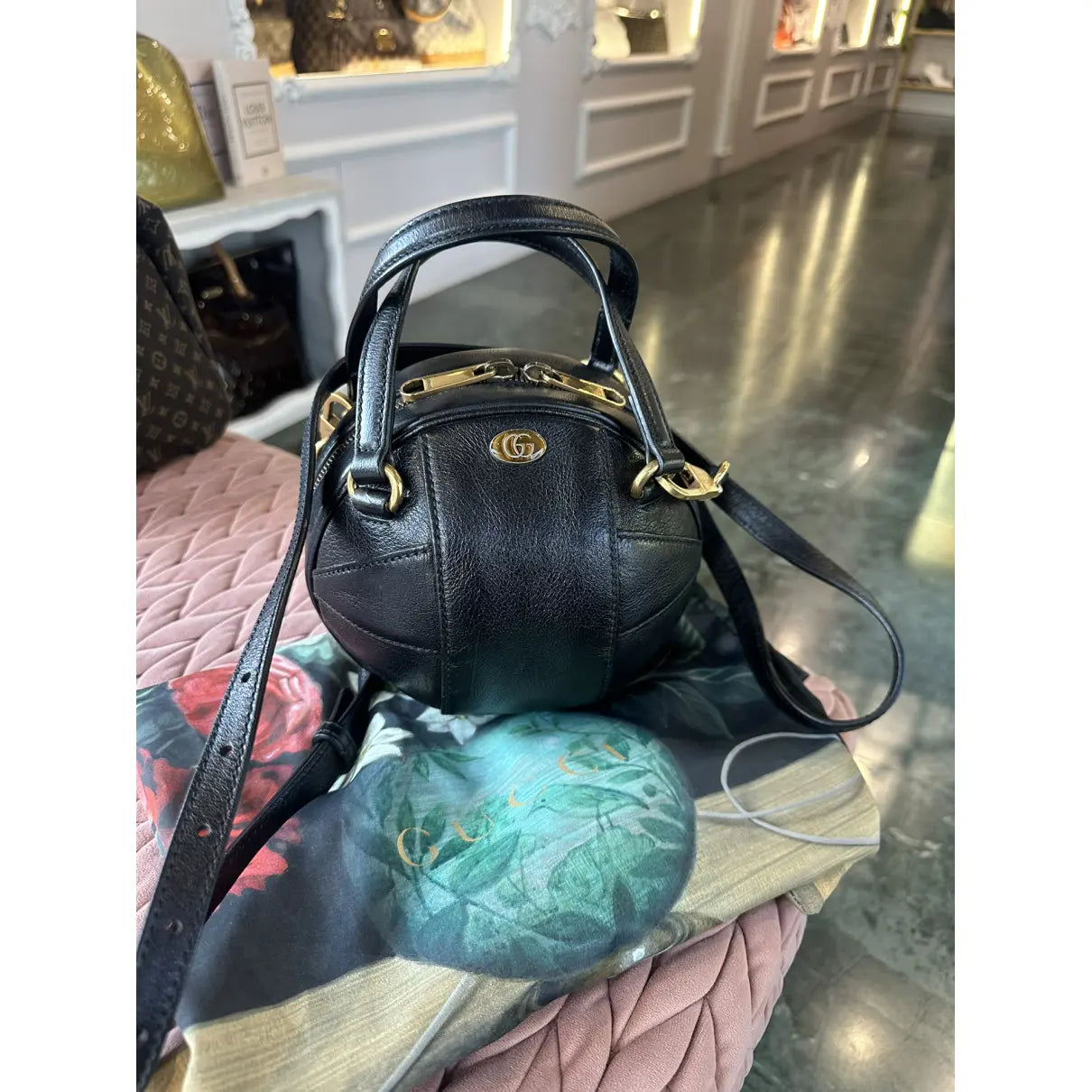 Gucci Tifosa leather handbag