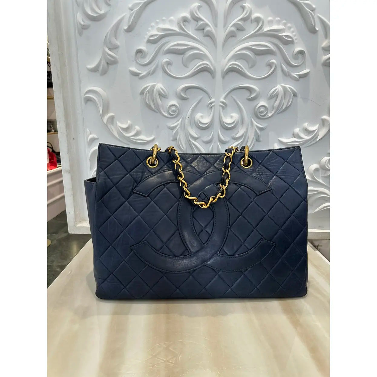 Chanel Grand shopping leather tote