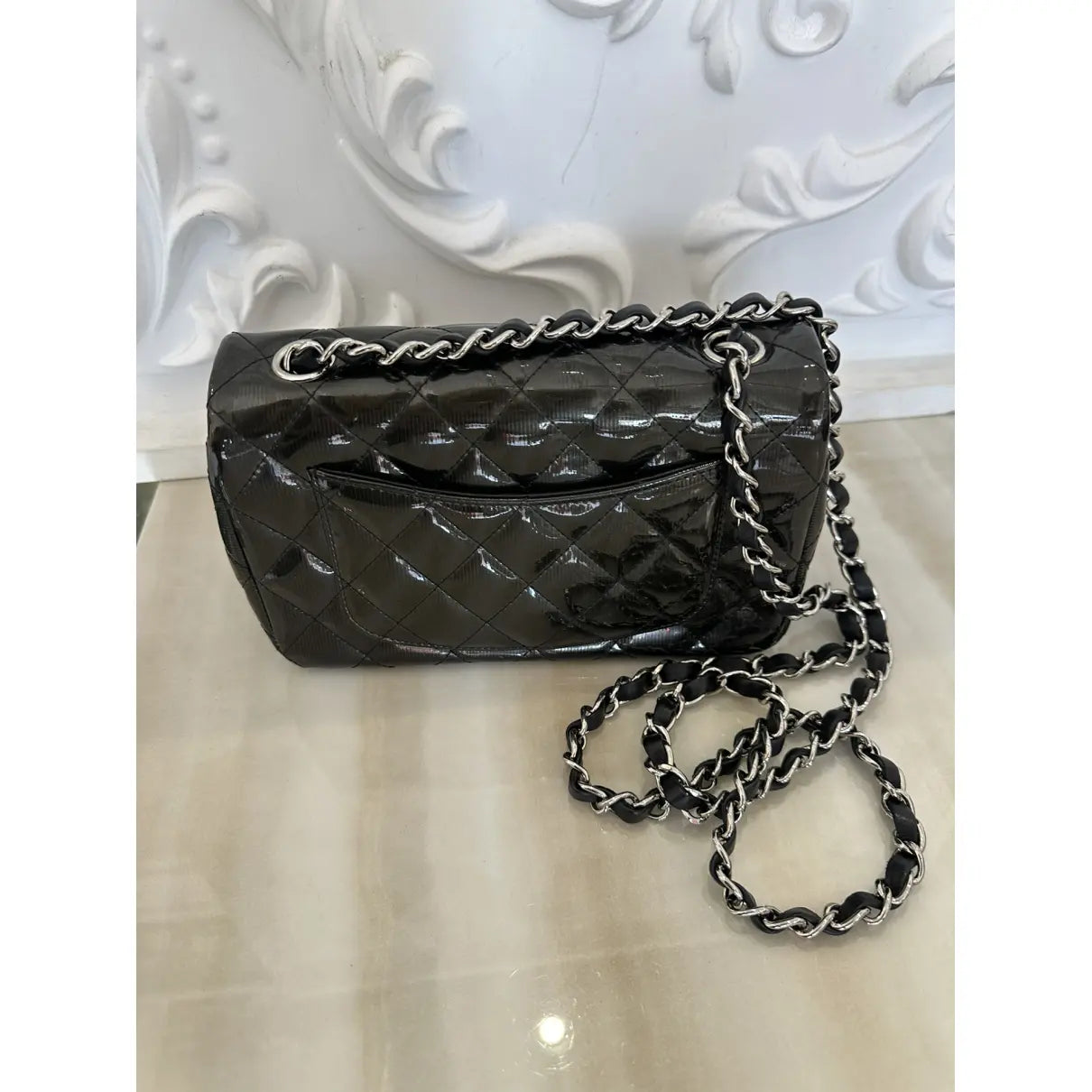 Chanel Timeless/Classique patent leather crossbody bag