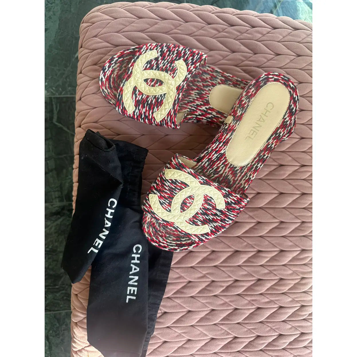 Sandal