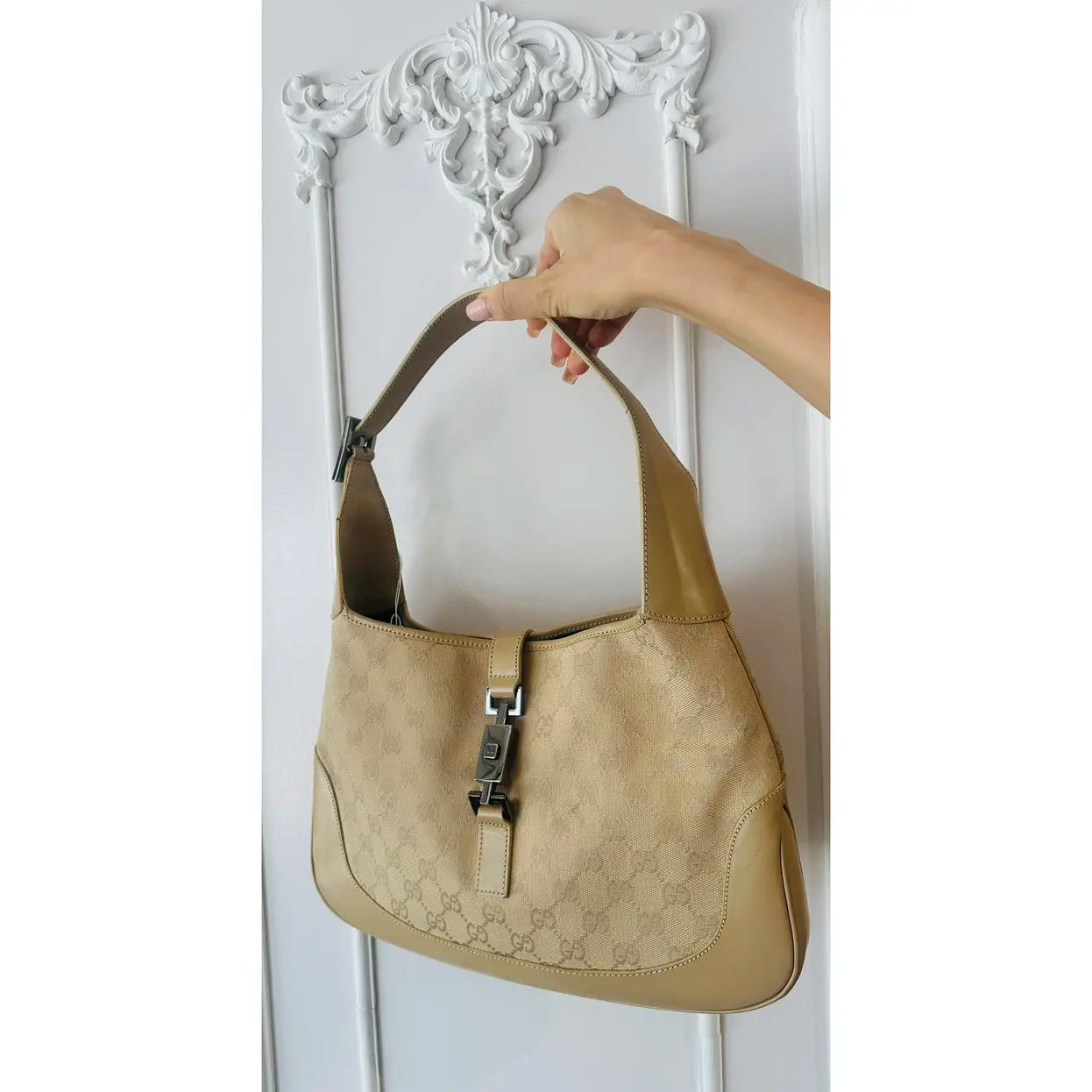 GUCCI GG Canvas Jackie Shoulder Bag Beige