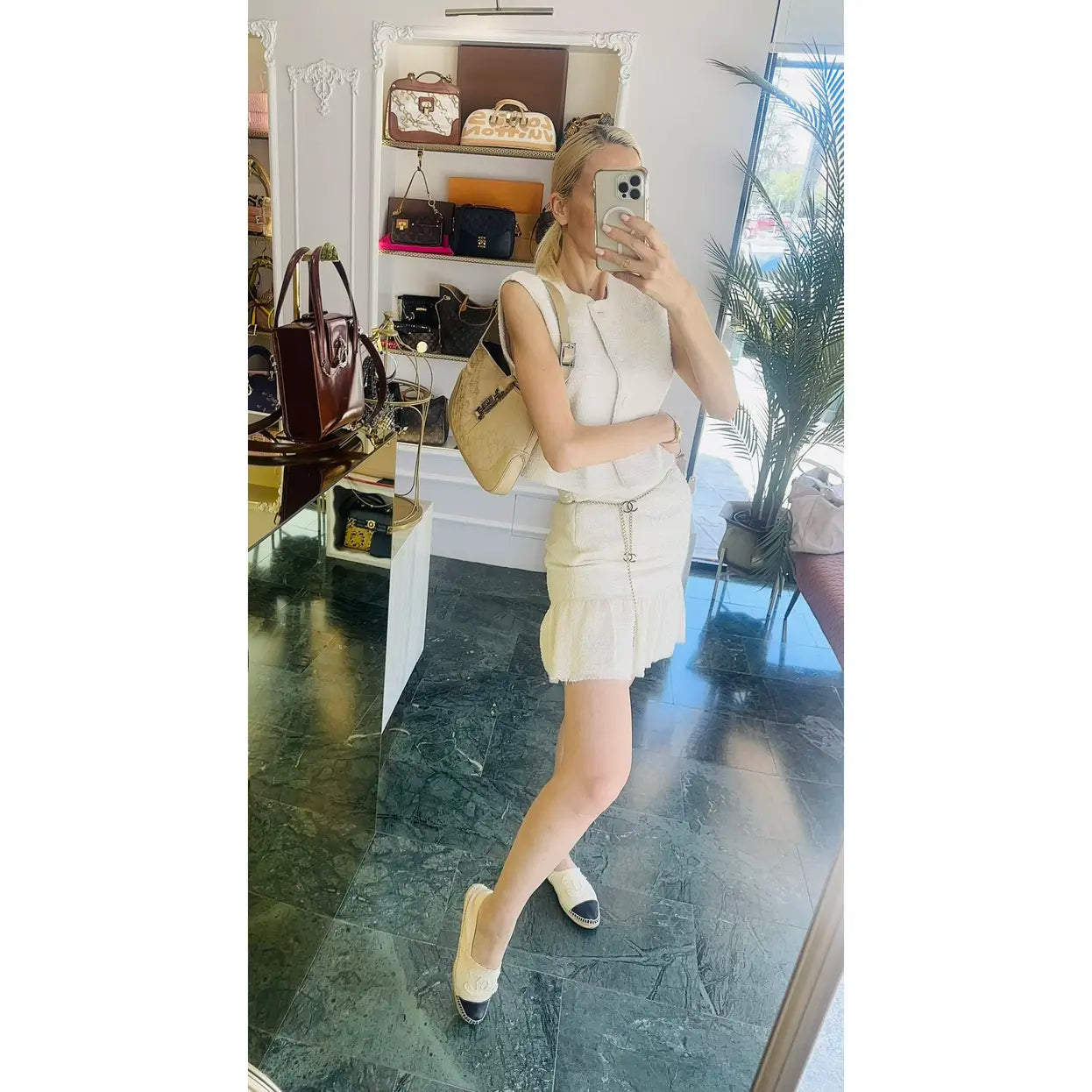 GUCCI GG Canvas Jackie Shoulder Bag Beige