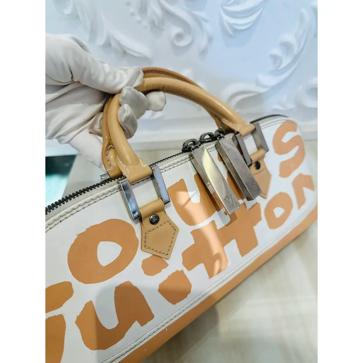 Alma Graffiti leather handbag