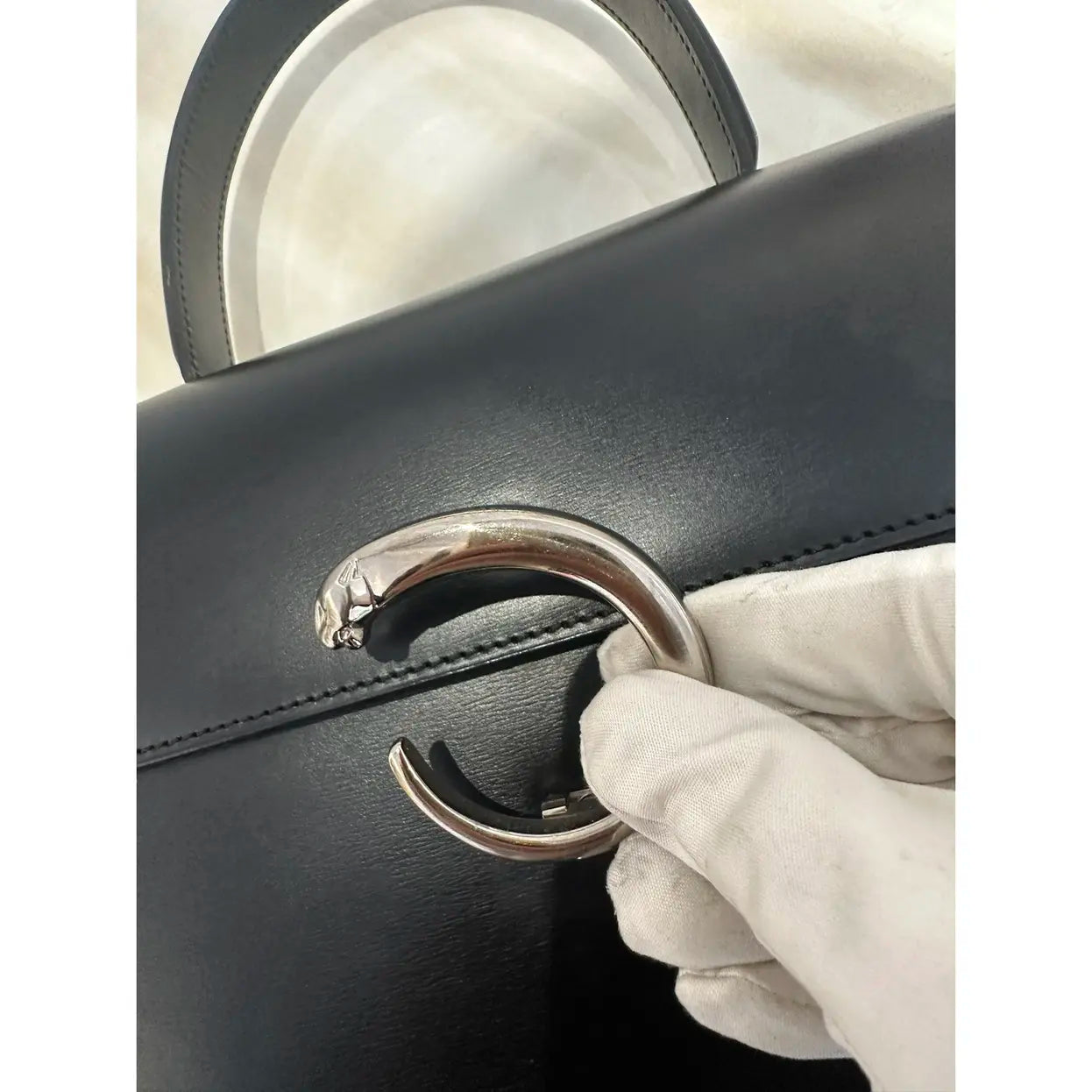 Panthère leather handbag