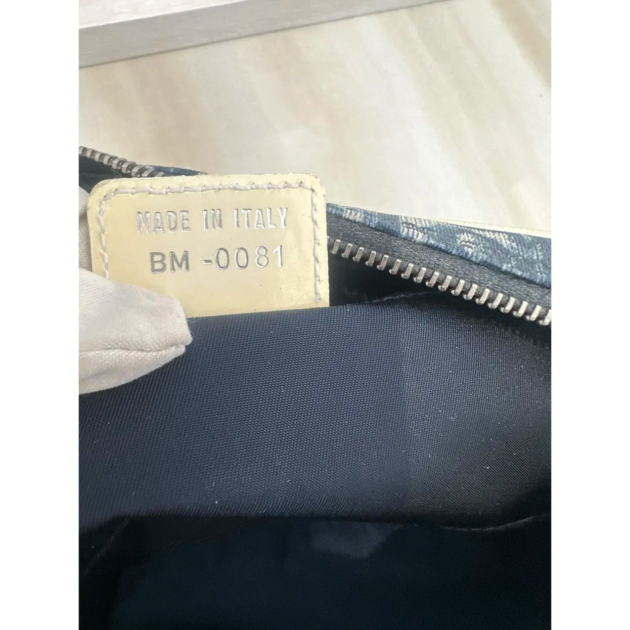 Dior by Galliano vintage y2k White/Blue Oblique trotter Canvas and ecru Patent Leather No.1
Pochette Bag