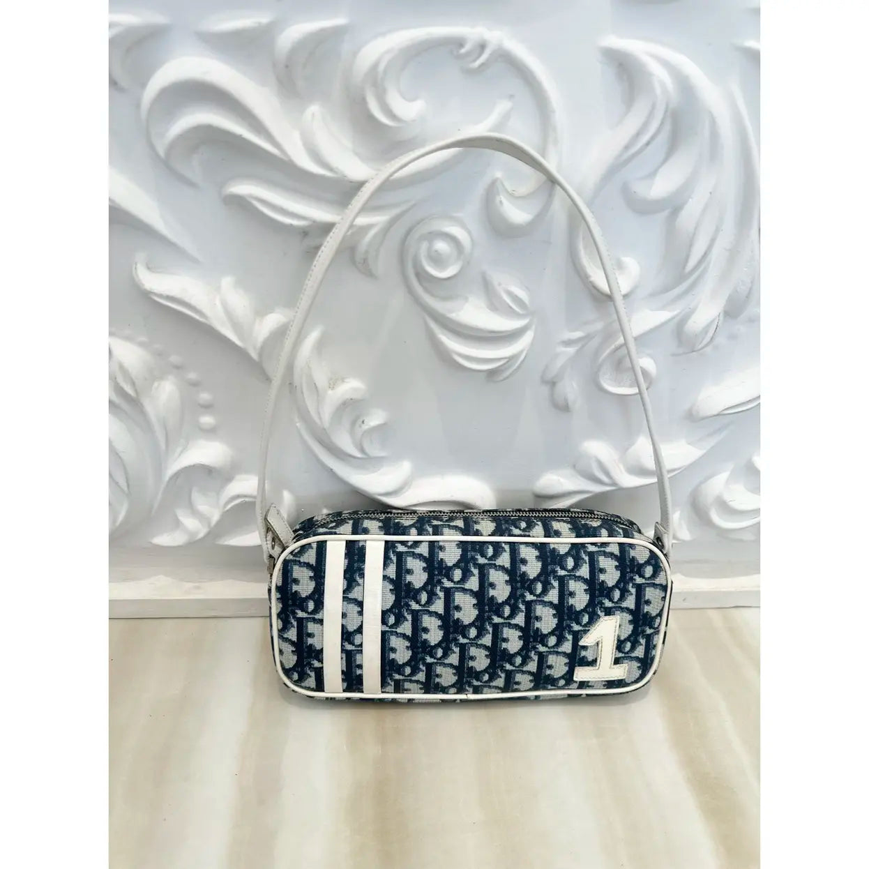 Dior by Galliano vintage y2k White/Blue Oblique trotter Canvas and ecru Patent Leather No.1
Pochette Bag