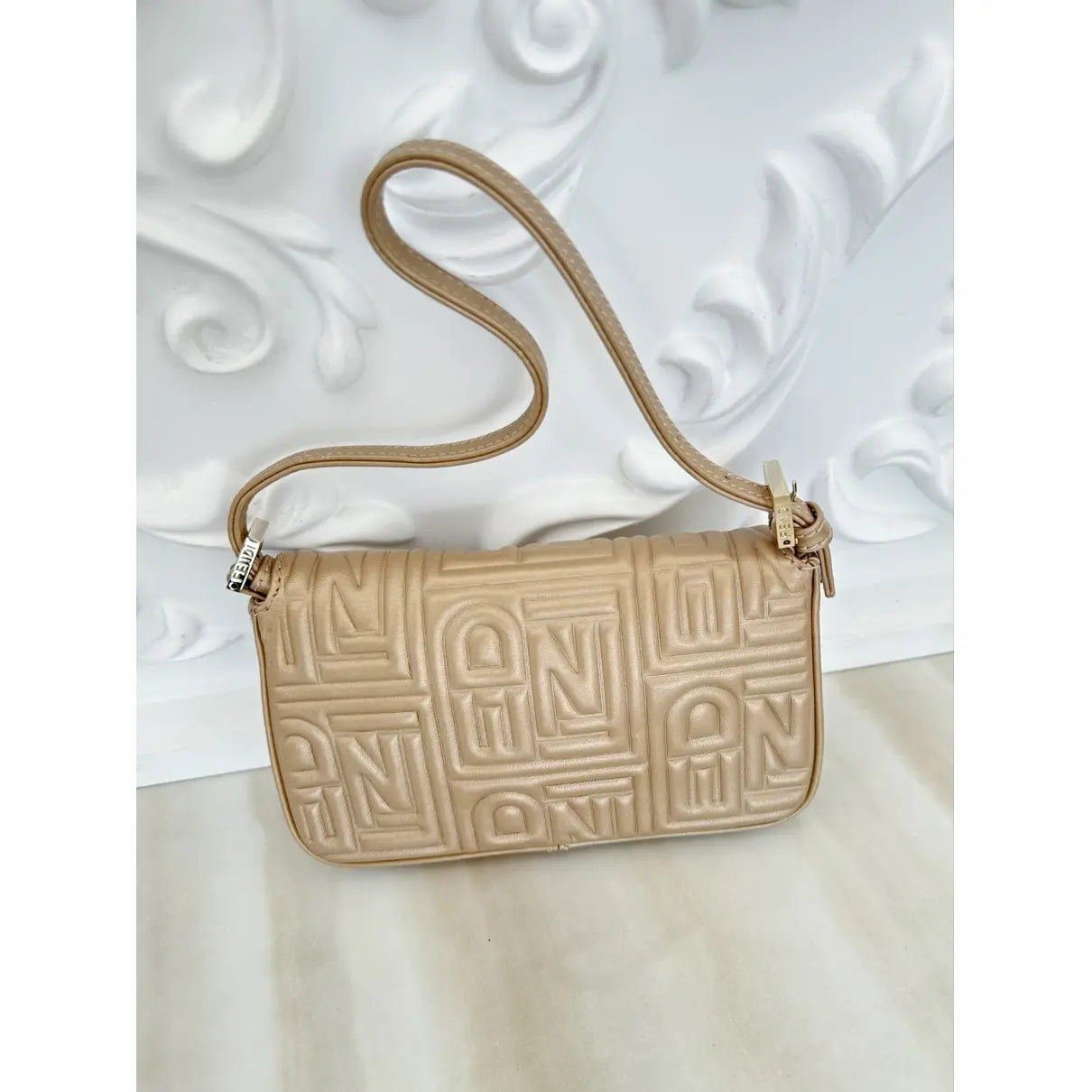 Fendi Baguette 1997 Re-Edition leather handbag