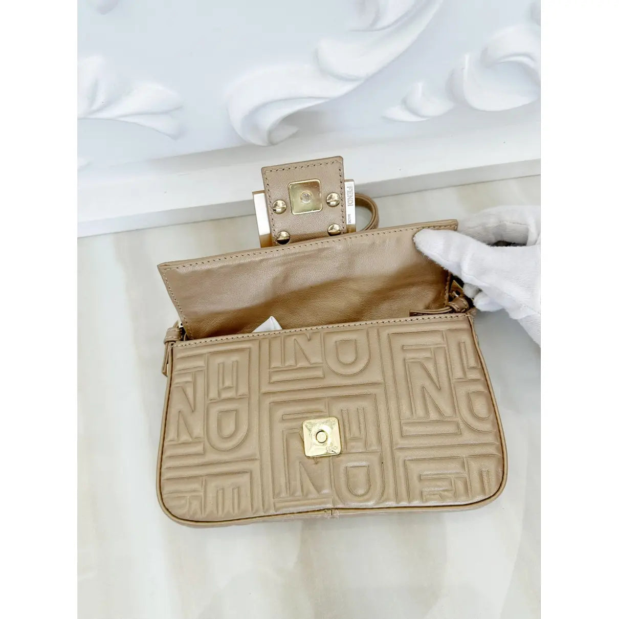 Fendi Baguette 1997 Re-Edition leather handbag