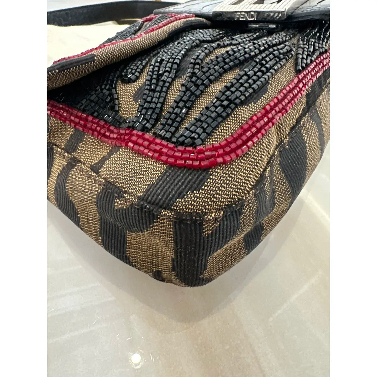 Baguette glitter handbag