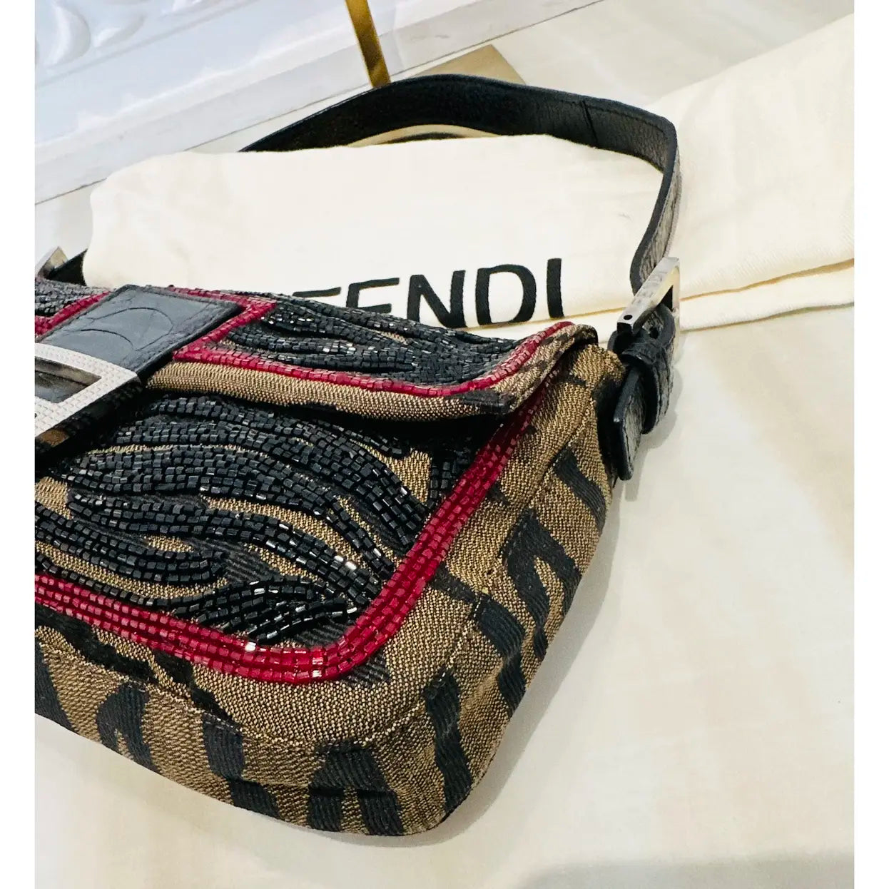 Baguette glitter handbag