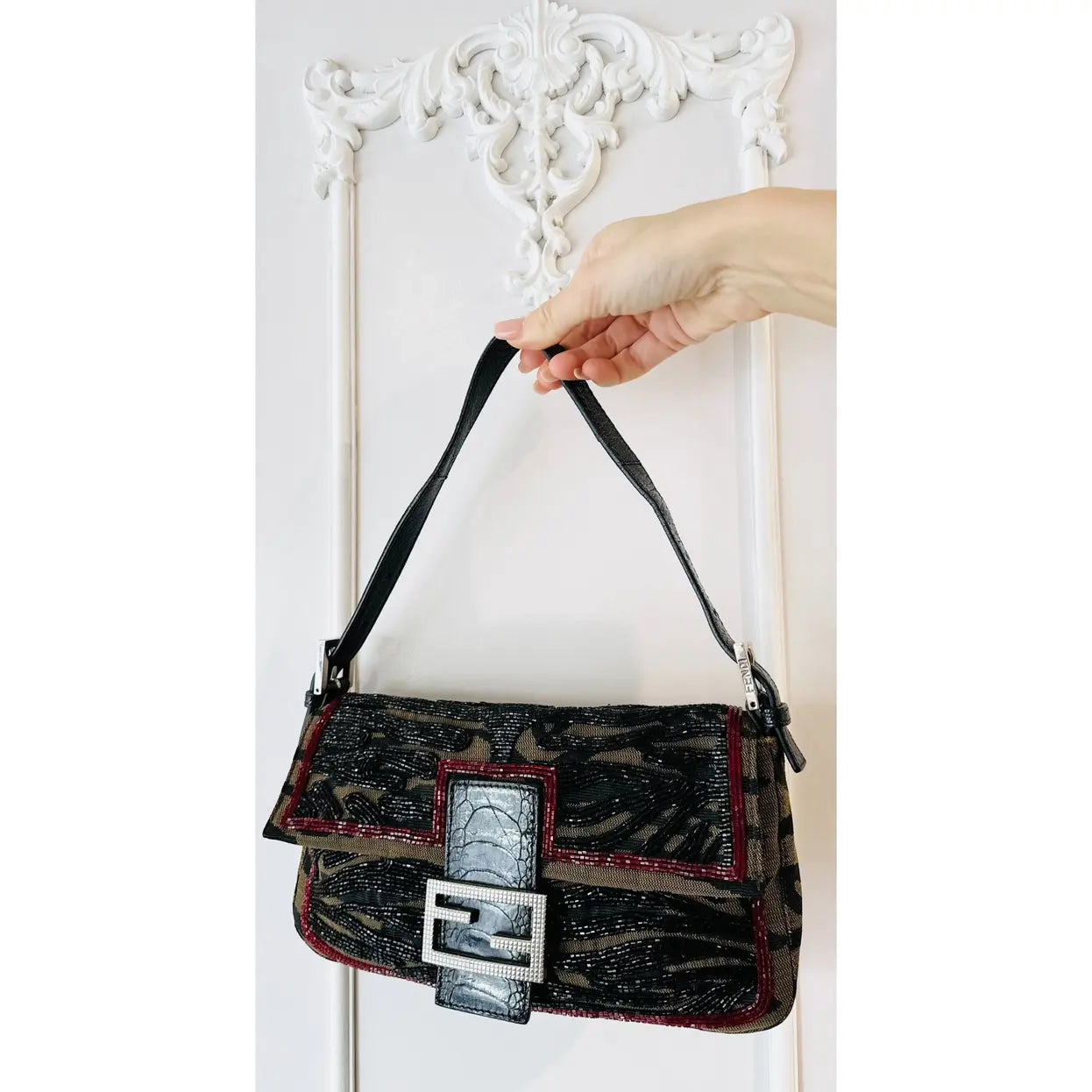 Baguette glitter handbag