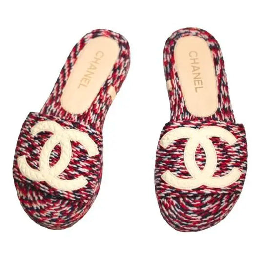 Sandal