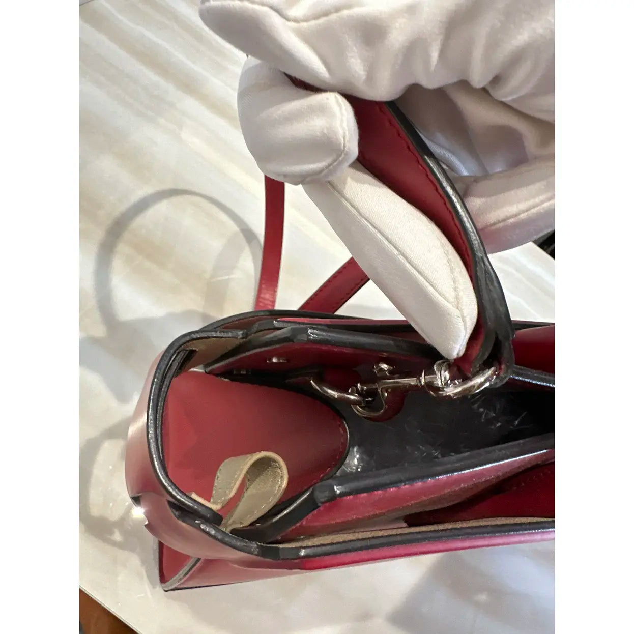 Horizon leather handbag