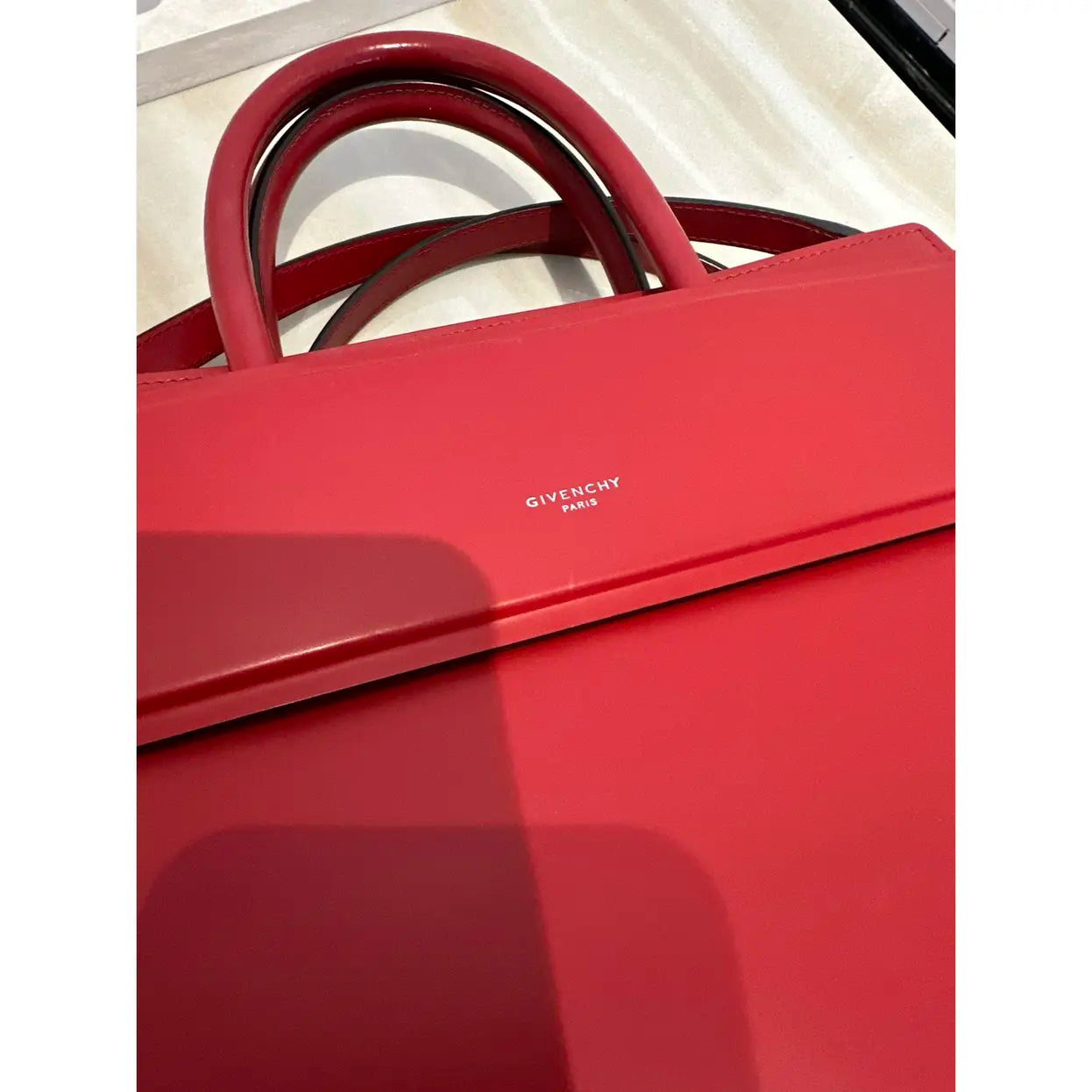 Horizon leather handbag