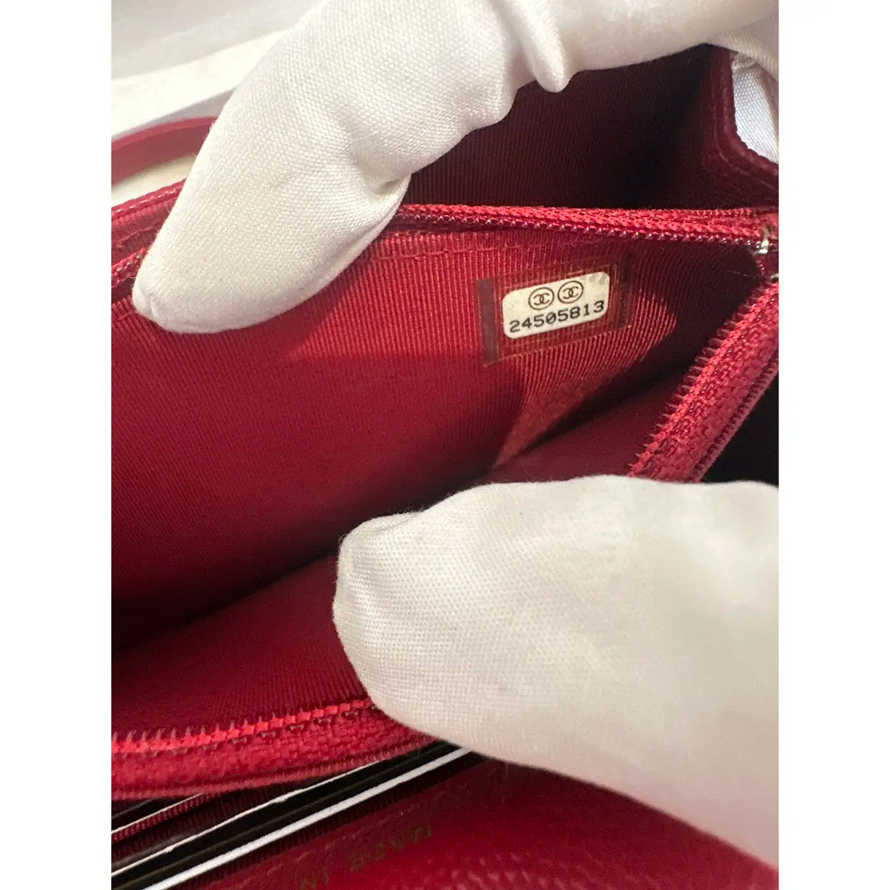 Wallet On Chain Timeless/Classique leather crossbody bag