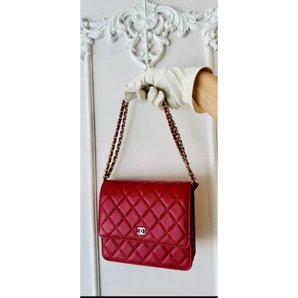 Wallet On Chain Timeless/Classique leather crossbody bag